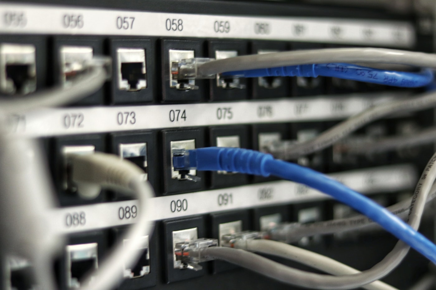 Hybrid Cloud Cost Optimization: Lessons from Malaysian CIOs